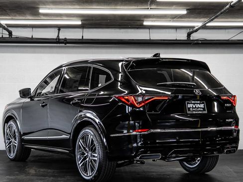 New 2026 Acura MDX SH-AWD w/ Advance Package image 3