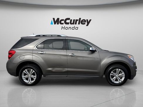 Used 2012 Chevrolet Equinox LTZ image 2