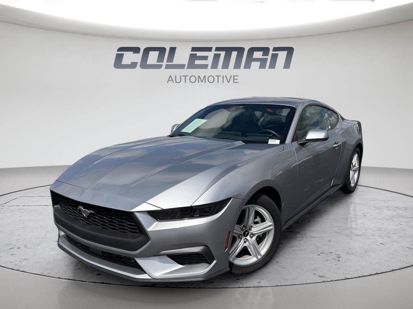 Used 2026 Ford Mustang Premium RWD image 1
