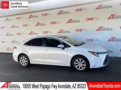 Certified 2022 Toyota Corolla LE FWD image 1