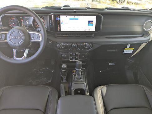 New 2026 Jeep Wrangler Unlimited Sahara AWD/4WD image 14