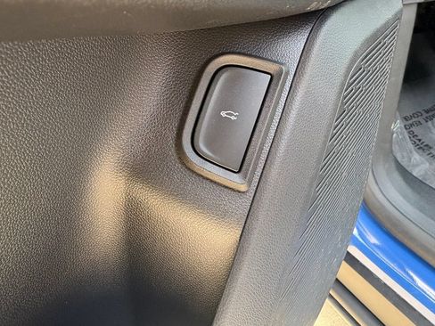 Used 2025 Chevrolet Equinox RS w/ Safety and Technology Package AWD/4WD image 15