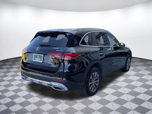 Used 2024 Mercedes-Benz GLC 300 4MATIC image 9