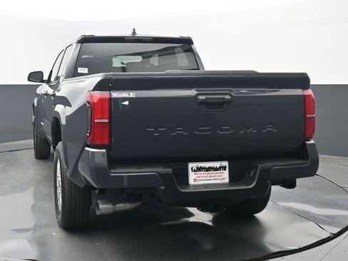 Used 2025 Toyota Tacoma SR5 RWD image 17