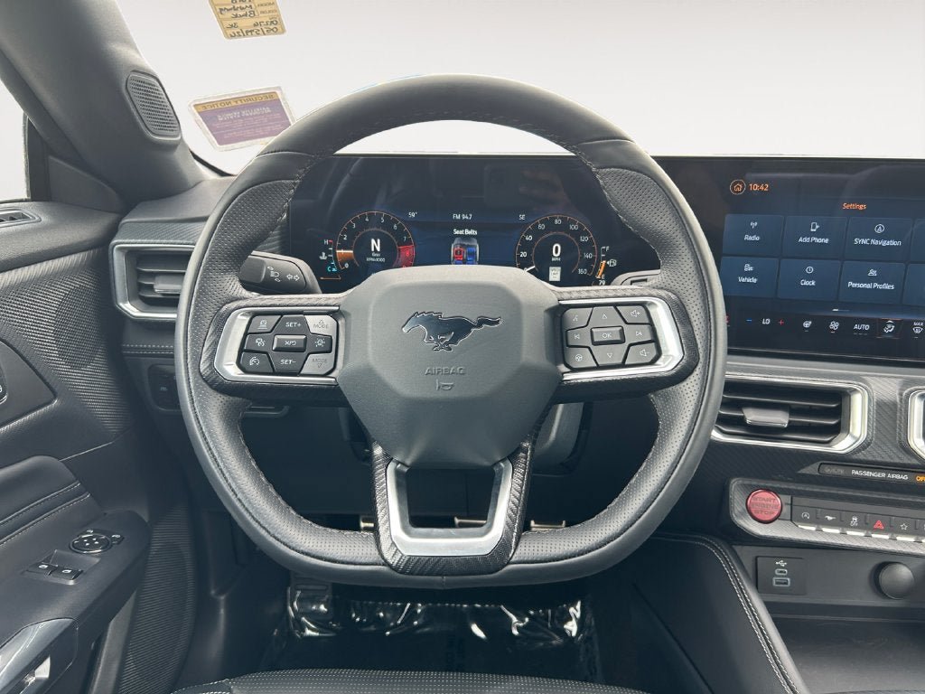 Used 2025 Ford Mustang GT Premium RWD image 13
