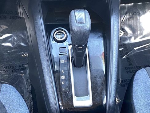 Certified 2025 Nissan Versa SV FWD image 22