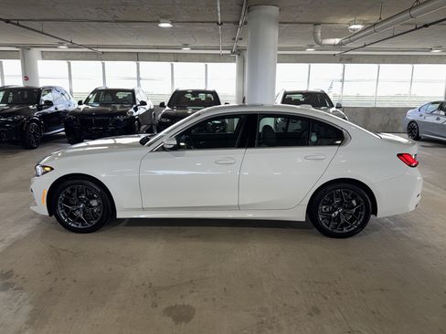 New 2026 BMW 330i Sedan w/ Convenience Package RWD image 4