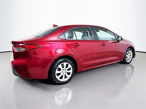 Used 2024 Toyota Corolla LE image 7