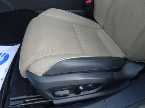 Used 2020 Lexus ES 350 w/ Accessory Package FWD image 9