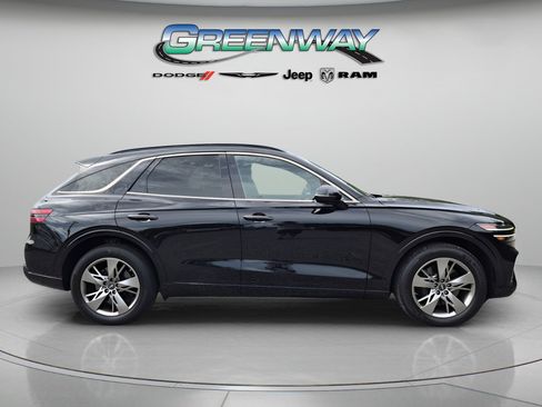 Used 2024 Genesis GV70 3.5T Sport AWD/4WD image 4
