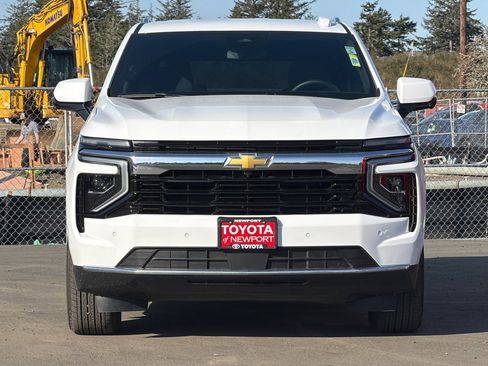 Used 2025 Chevrolet Suburban LS w/ Max Trailering Package image 6