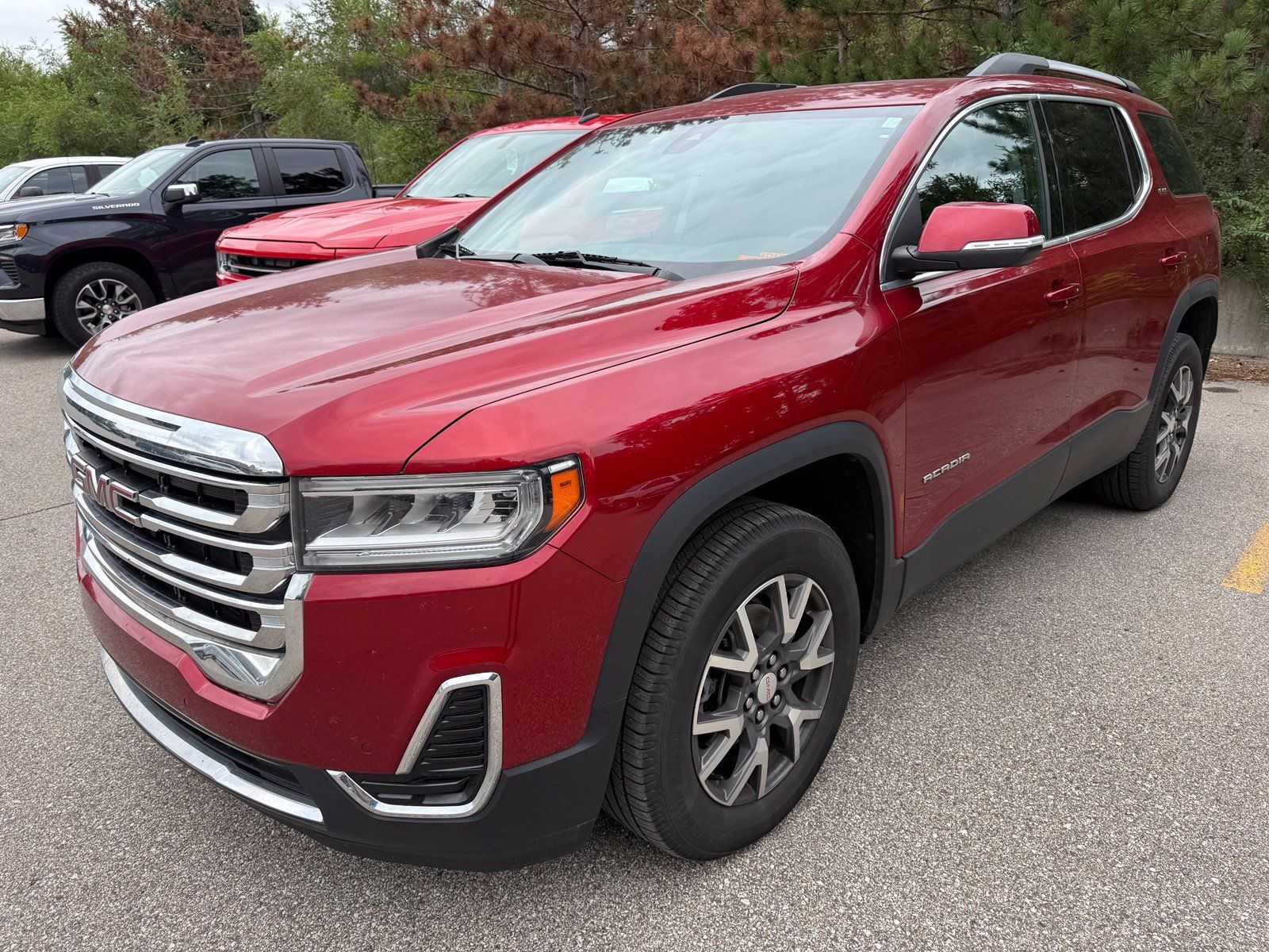 Used 2021 GMC Acadia SLE w/ Driver Convenience Package AWD/4WD image 5