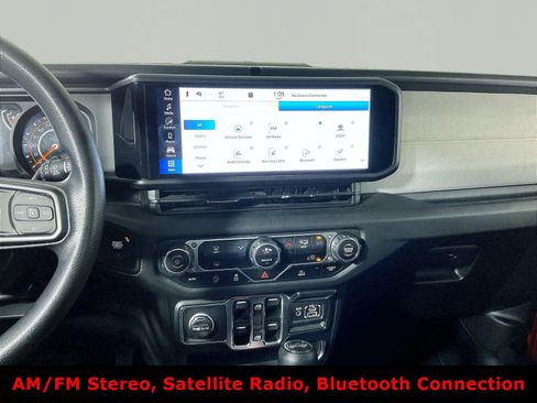 Used 2025 Jeep Wrangler Unlimited Sport AWD/4WD image 9