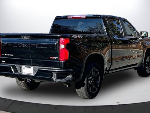 Used 2024 Chevrolet Silverado 1500 RST AWD/4WD image 9