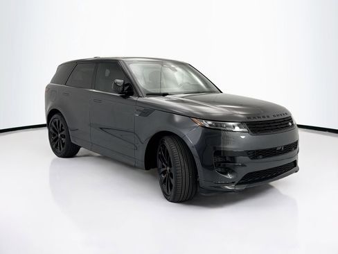 Used 2024 Land Rover Range Rover Sport Dynamic SE AWD/4WD image 3