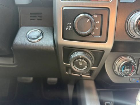 Used 2020 Ford F150 Platinum w/ Equipment Group 701A Luxury AWD/4WD image 25