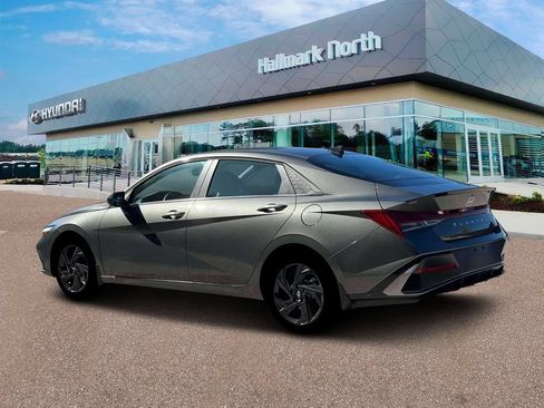 New 2026 Hyundai Elantra SEL Sport Premium FWD image 4