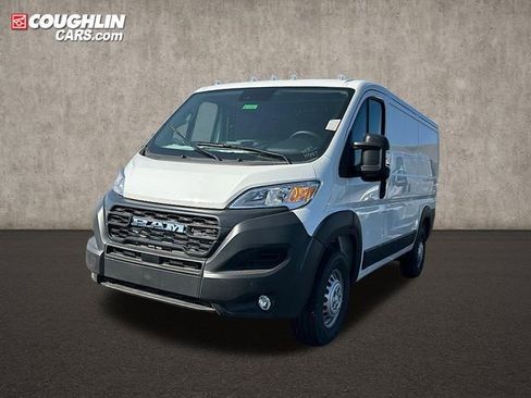 New 2024 RAM ProMaster 2500 w/ Convenience Group image 3