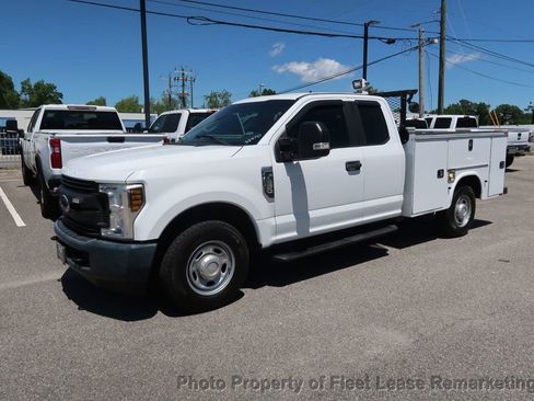 Used 2018 Ford F250 XL w/ Power Equipment Group RWD image 48