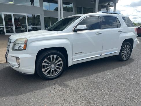 Used 2016 GMC Terrain Denali AWD/4WD image 1