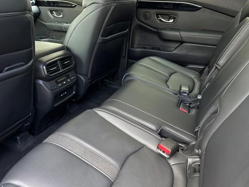 Used 2025 Honda Pilot EX-L image 26