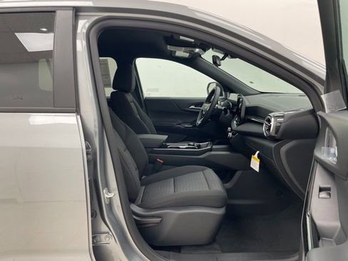 New 2026 Chevrolet Equinox LT AWD/4WD image 13