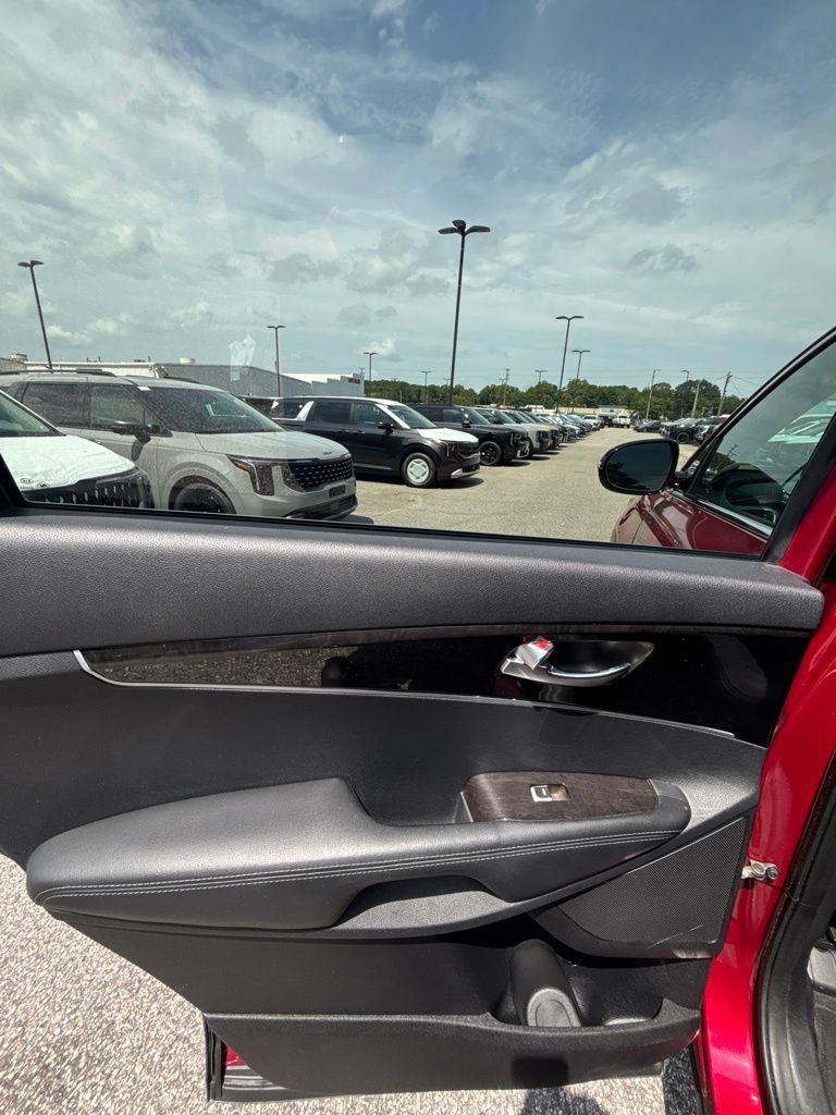 Used 2016 Kia Sorento FWD w/ LX Convenience Package image 15