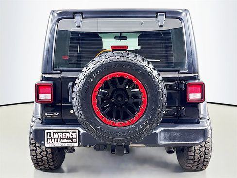 Used 2023 Jeep Wrangler Sport image 5