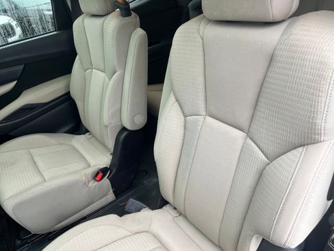 Used 2019 Subaru Ascent Premium w/ Popular Package #3 image 15