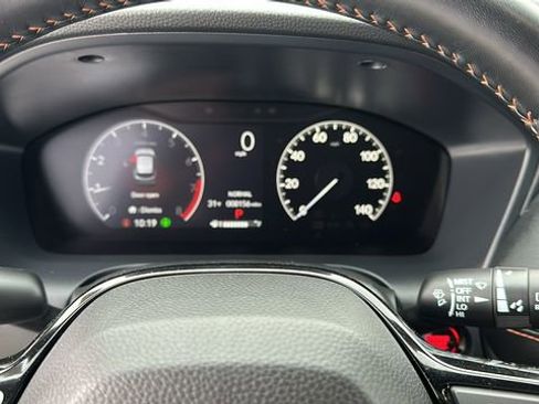 Used 2025 Honda HR-V Sport image 13