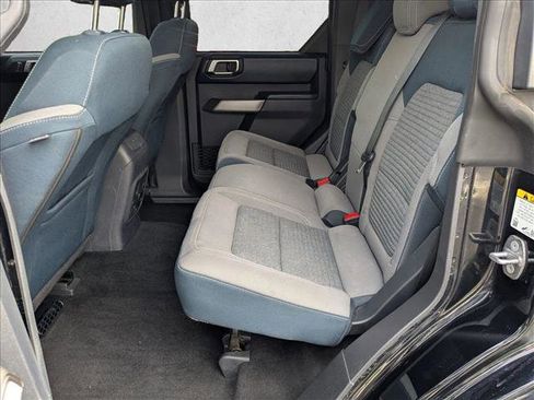 Used 2022 Ford Bronco Outer Banks image 16