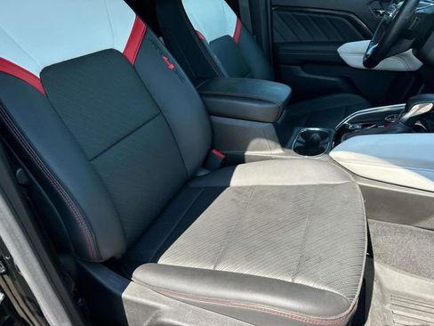 Certified 2024 GMC Canyon AT4X image 24