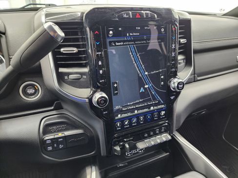 Used 2021 RAM 2500 Laramie w/ Night Edition image 11