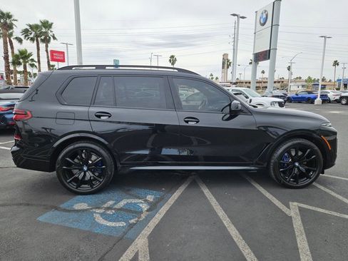 Certified 2025 BMW X7 M60i image 4