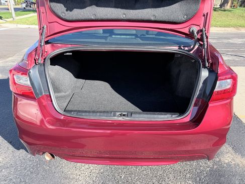 Used 2016 Subaru Legacy 2.5i Premium w/ Popular Package #3 image 8