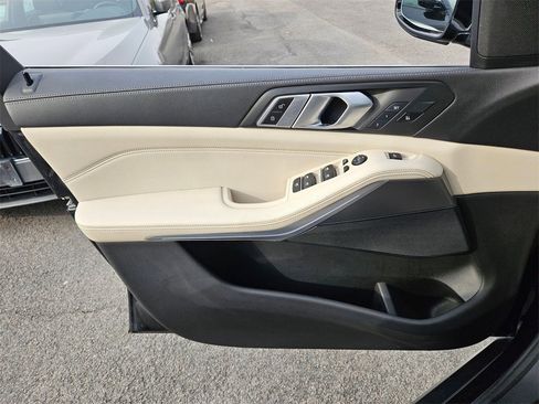 Used 2019 BMW X5 xDrive40i w/ Convenience Package image 7