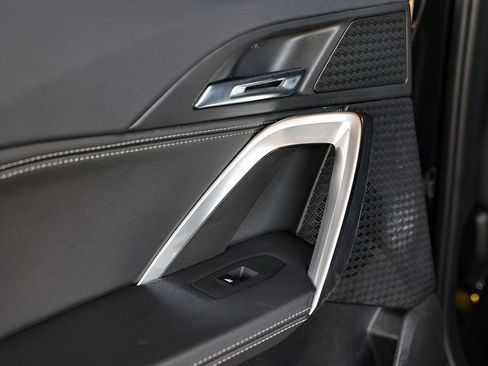 Used 2023 BMW X1 xDrive28i w/ M Sport Package image 35