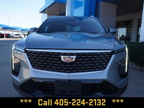 Used 2025 Cadillac XT4 Premium Luxury AWD/4WD image 3