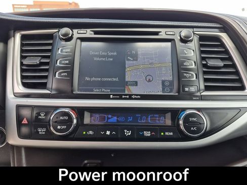 Used 2018 Toyota Highlander XLE image 9