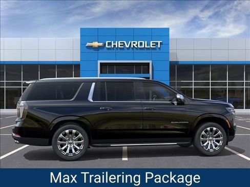 New 2026 Chevrolet Suburban Premier AWD/4WD image 5