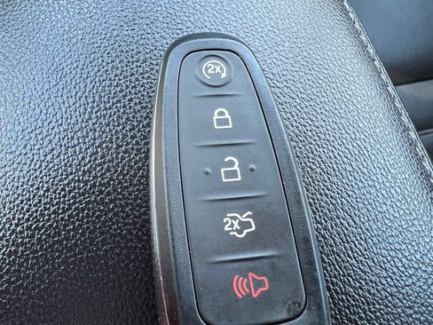 Used 2018 Ford Escape Titanium image 42