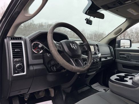 Used 2017 RAM 1500 Classic SLT image 14