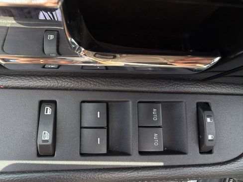 Used 2014 Ford F150 Limited AWD/4WD image 17