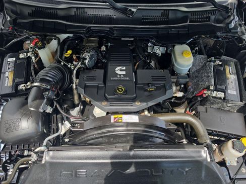 Used 2015 RAM 2500 Laramie AWD/4WD image 30