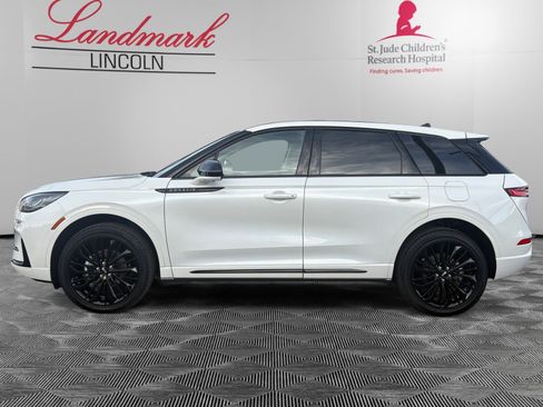 Certified 2024 Lincoln Corsair Premiere w/ Equipment Group 101A image 2