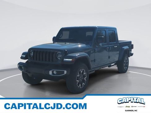 New 2026 Jeep Gladiator Mojave AWD/4WD image 1