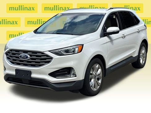 Used 2020 Ford Edge Titanium FWD image 12