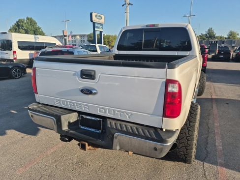 Used 2016 Ford F250 Lariat w/ Lariat Interior Package AWD/4WD image 19