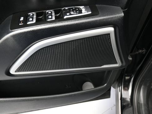 Used 2022 Kia Telluride LX FWD image 14