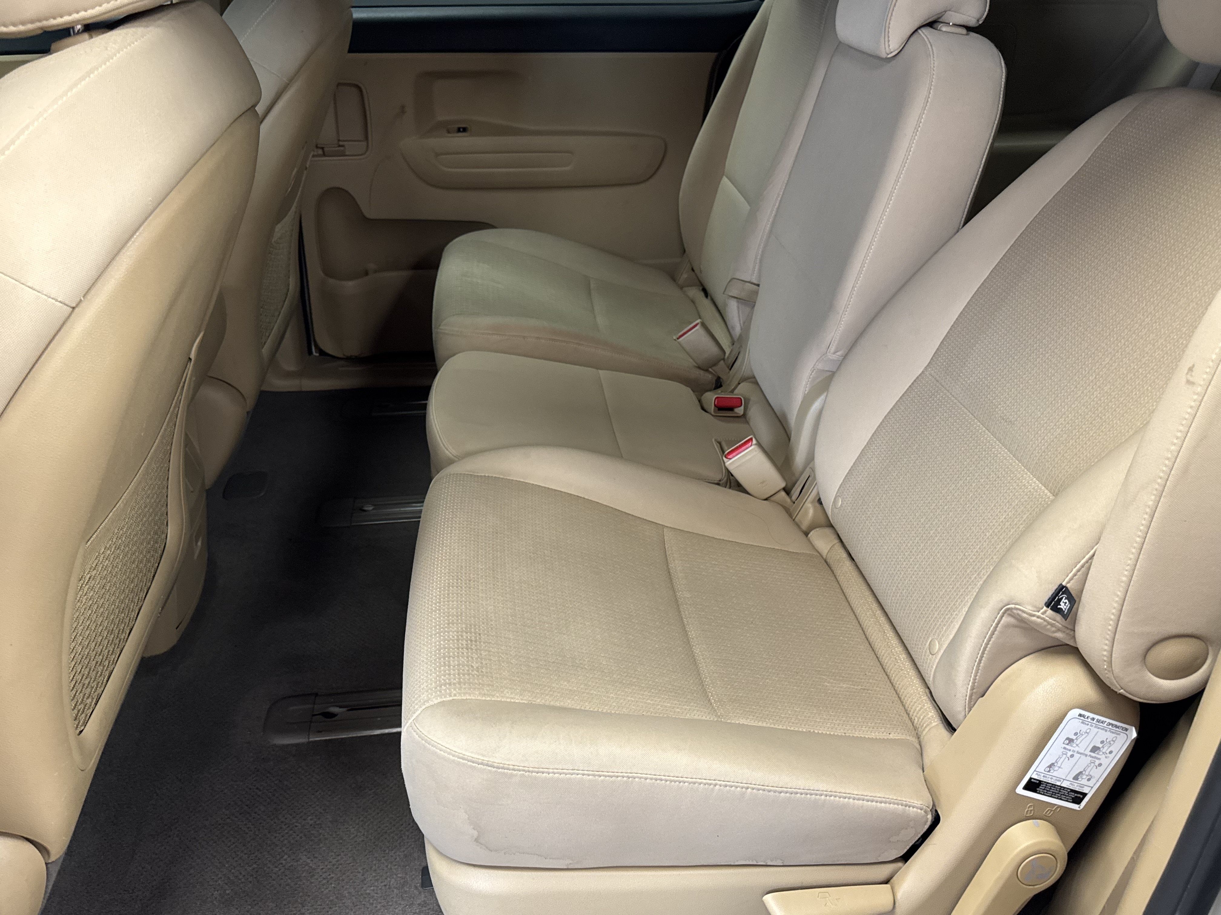 Used 2017 Kia Sedona LX FWD image 10